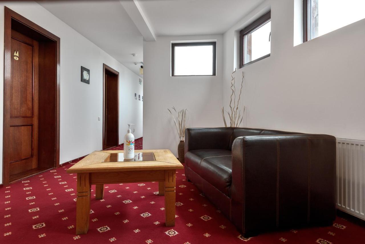 Casa Muntelui Hotel Fundata Luaran gambar
