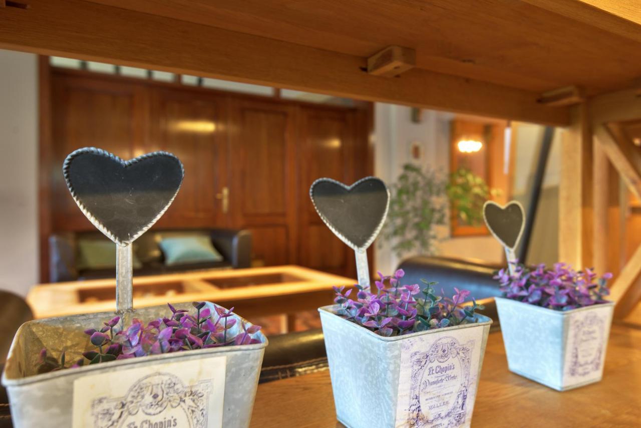 Casa Muntelui Hotel Fundata Luaran gambar