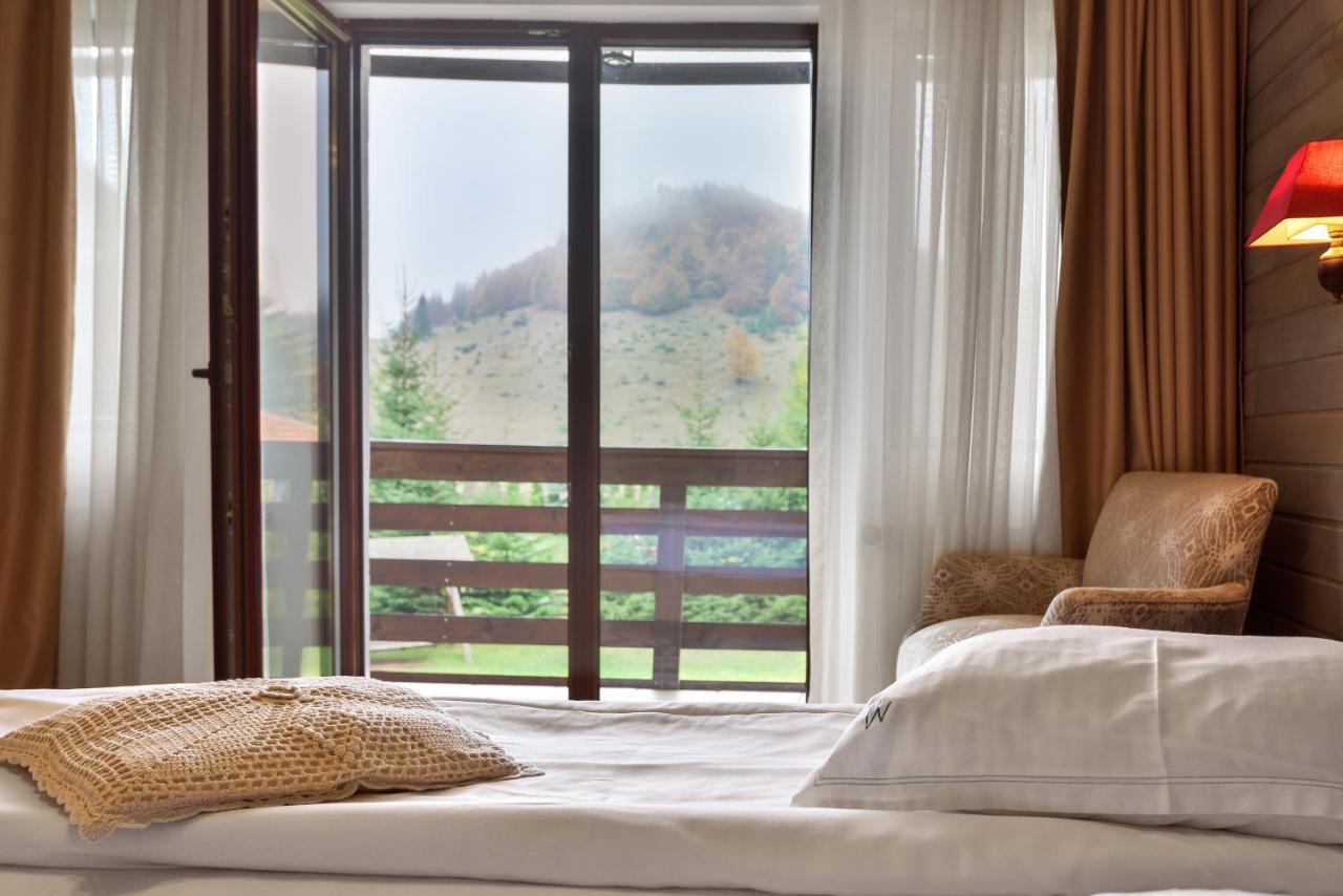 Casa Muntelui Hotel Fundata Luaran gambar