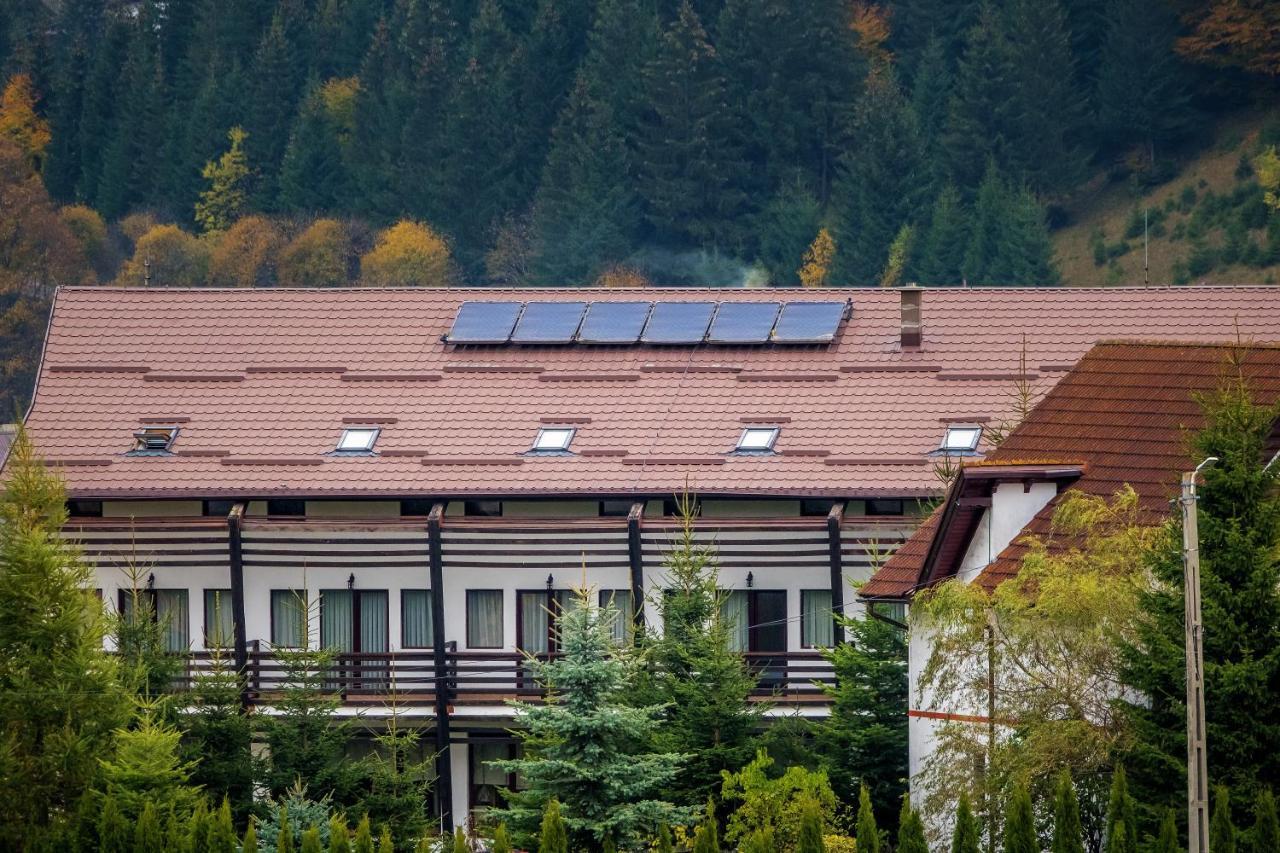 Casa Muntelui Hotel Fundata Luaran gambar